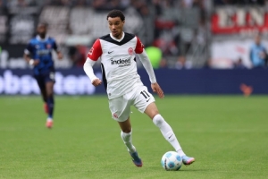 韦德体育官方网站-回声报：利物浦与埃基蒂克达成协议，曼联曾接触球员代表但被秒拒